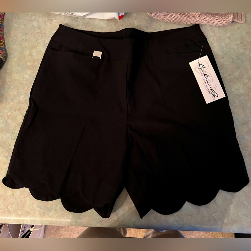 Scalloped Bottom Black Shorts